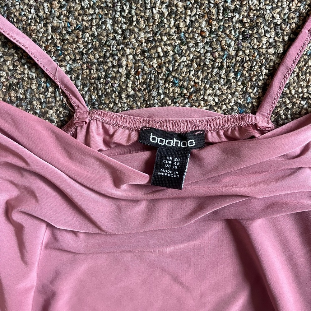 Boohoo Two Piece Pink Dress Set - Picture 4 of 4